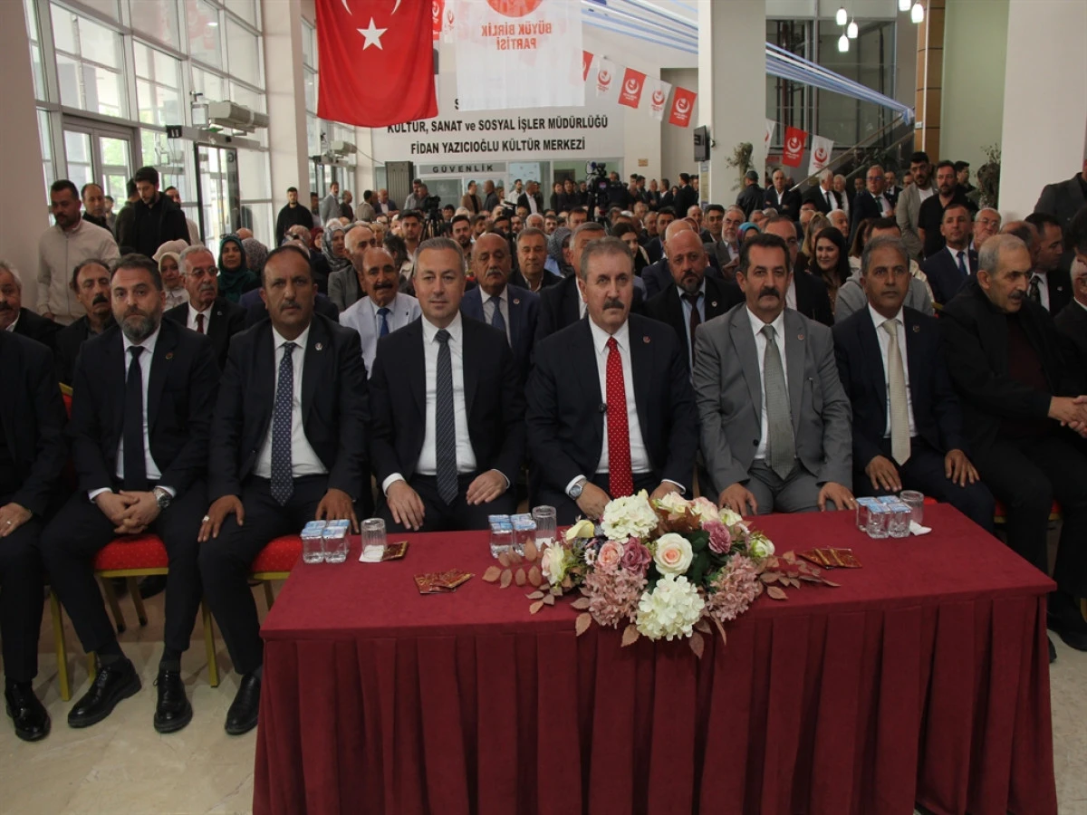 Destici: “33 Yıldır Tertemiz Bir Maziyle Ayaktayız”