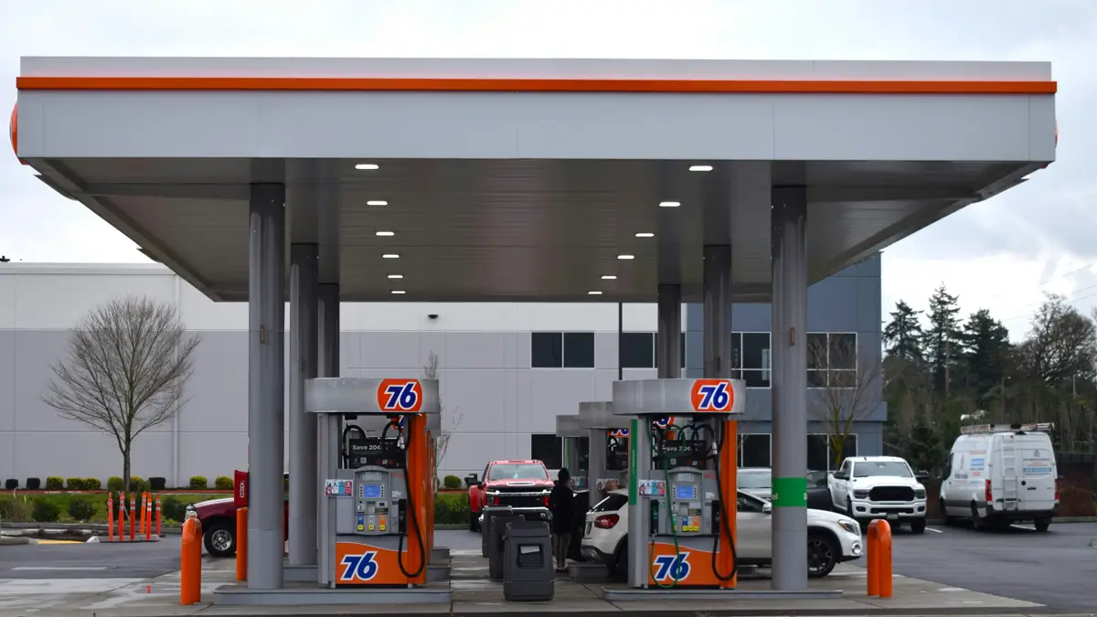 Akaryakıta İndirim Geliyor: Motorinde Salı Günü Düşüş Bekleniyor