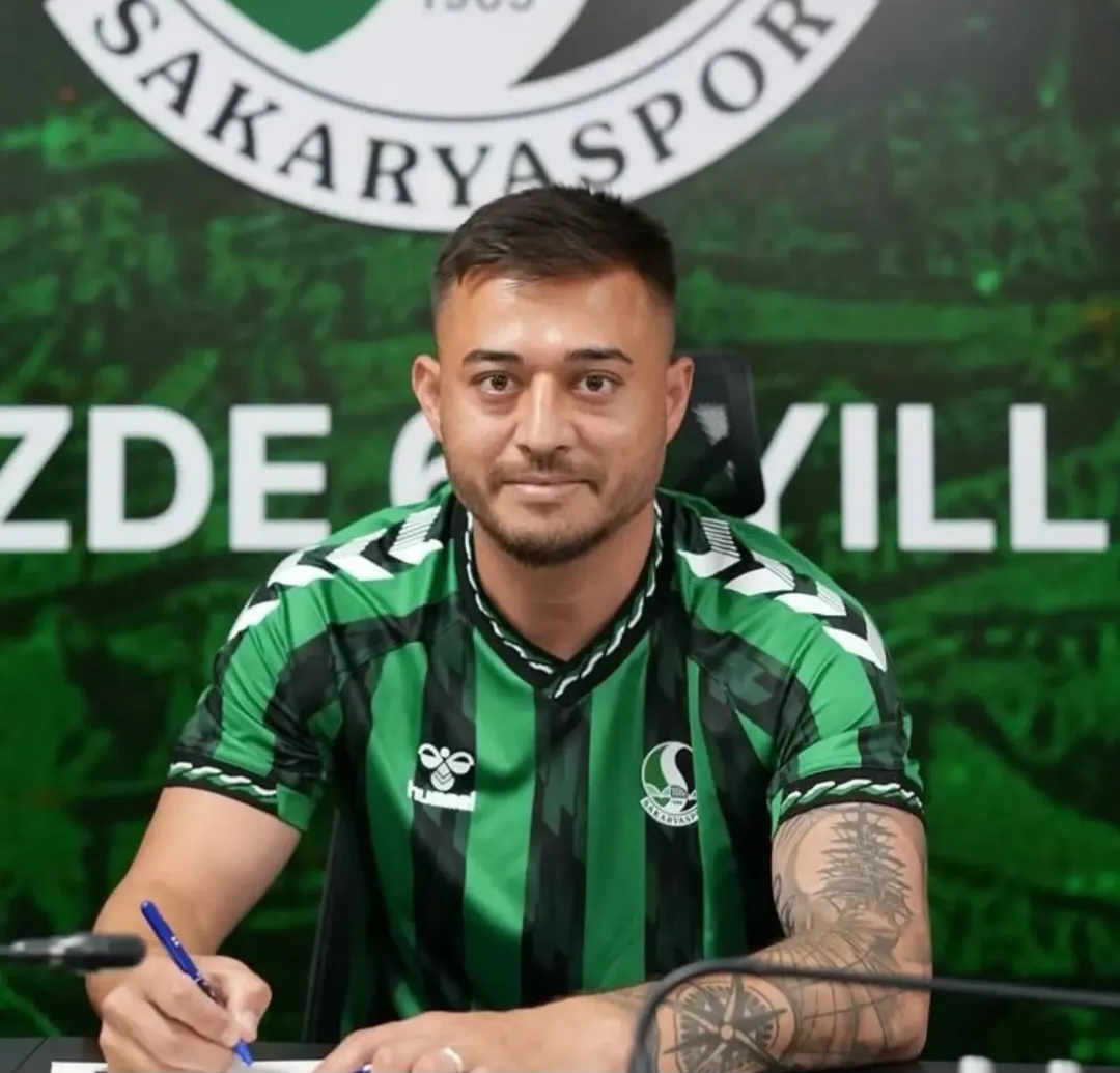 Sakaryaspor’da Alaaddin Okumuş Sözleşmesini Feshetti