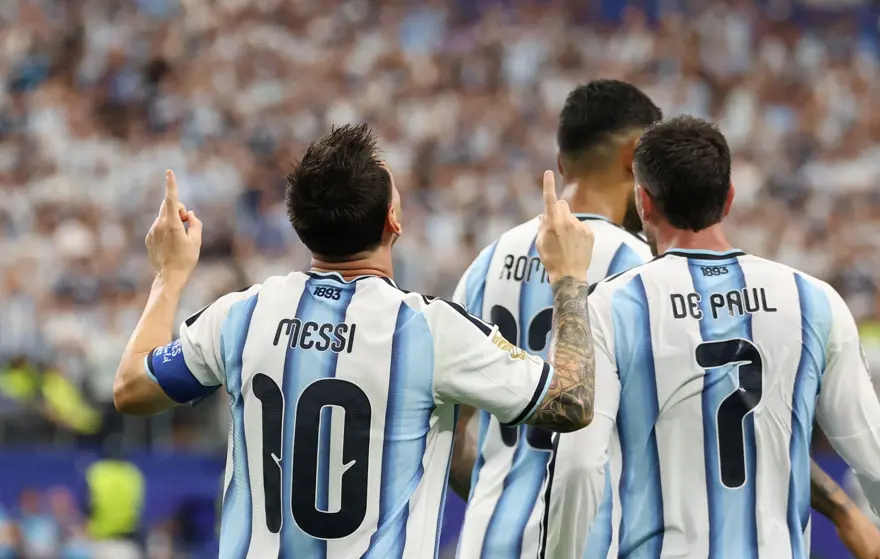Messi, Dünya Kupası tarihinin en golcü oyuncusu oldu. Penaltı kaçırarak da tarihe geçti