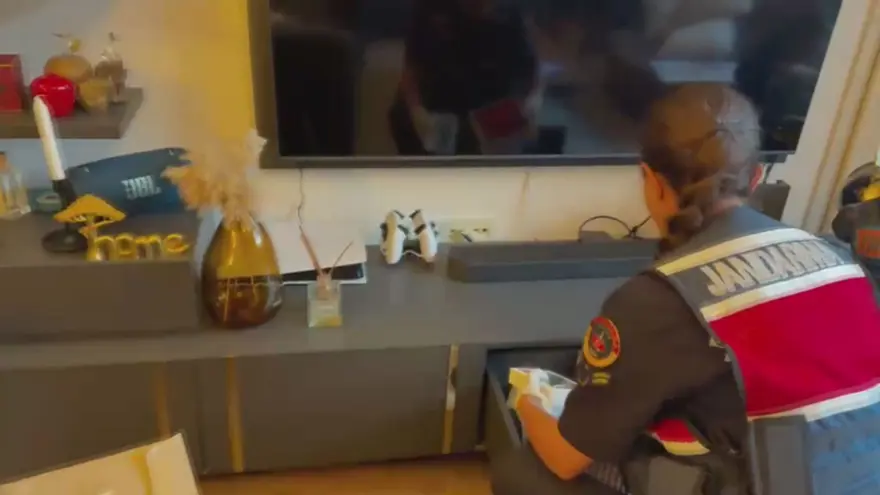 İstanbul'da yasa dışı bahis operasyonu: Turuncu Holding ve 25 şirkete kayyum