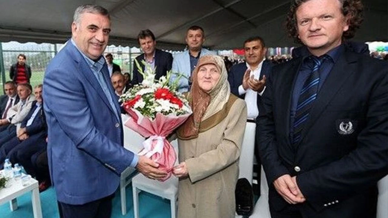 Ekrem Karaberberoğlu'nun eşi Hatice Karaberberoğlu hayatını kaybetti