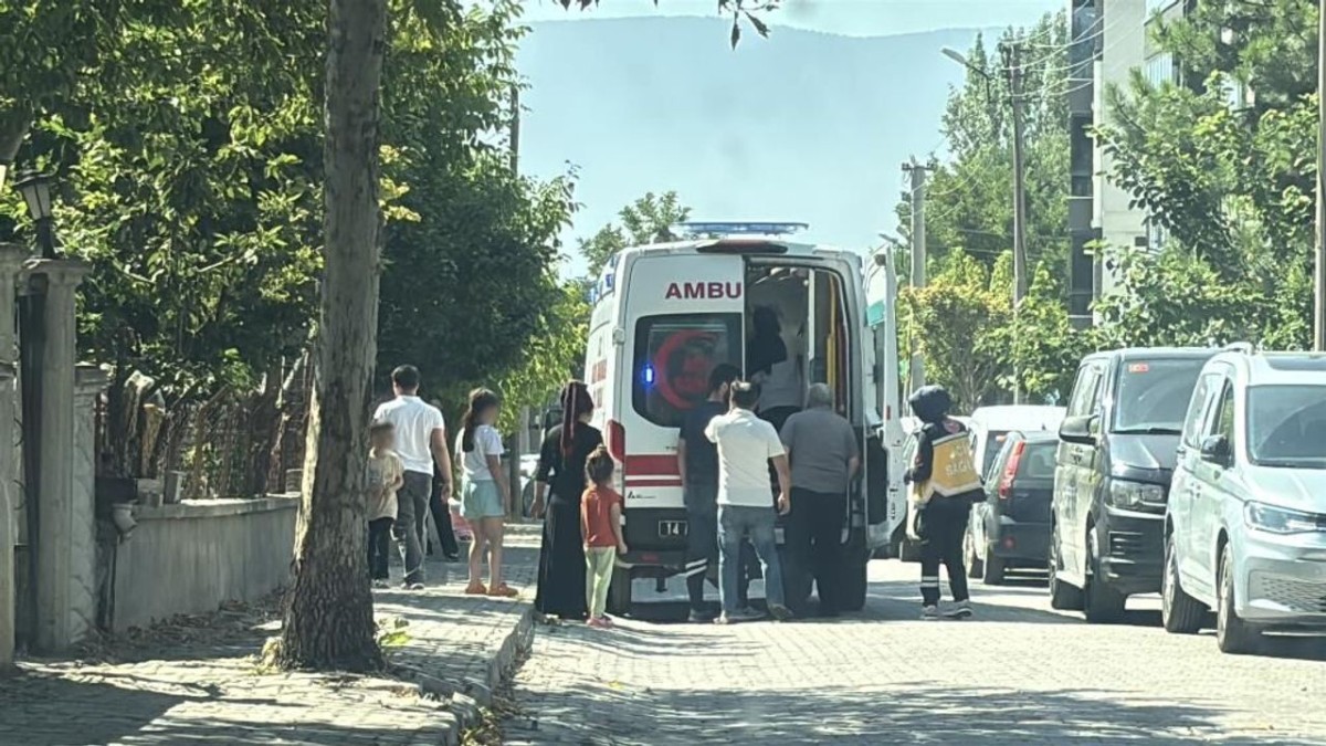 Bolu’da genç kız balkondan düştü