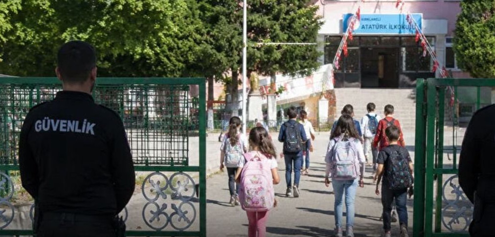 Okullarda yeni güvenlik dönemi: 30 bin personel alınacak