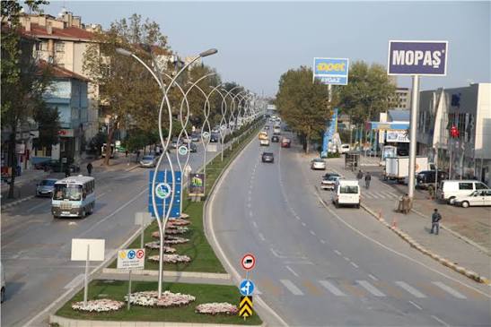Adnan Menderes Caddesi’nde Denetim İddiaları: “Şikâyetlere Rağmen Neden İşlem Yapılmıyor?”