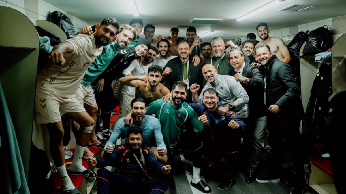 Liderden galibiyet pozu