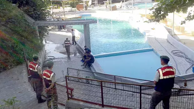 Akyazı'da 5 kişinin öldüğü havuz faciasında aileler davayı Yargıtay'a taşıyacak
