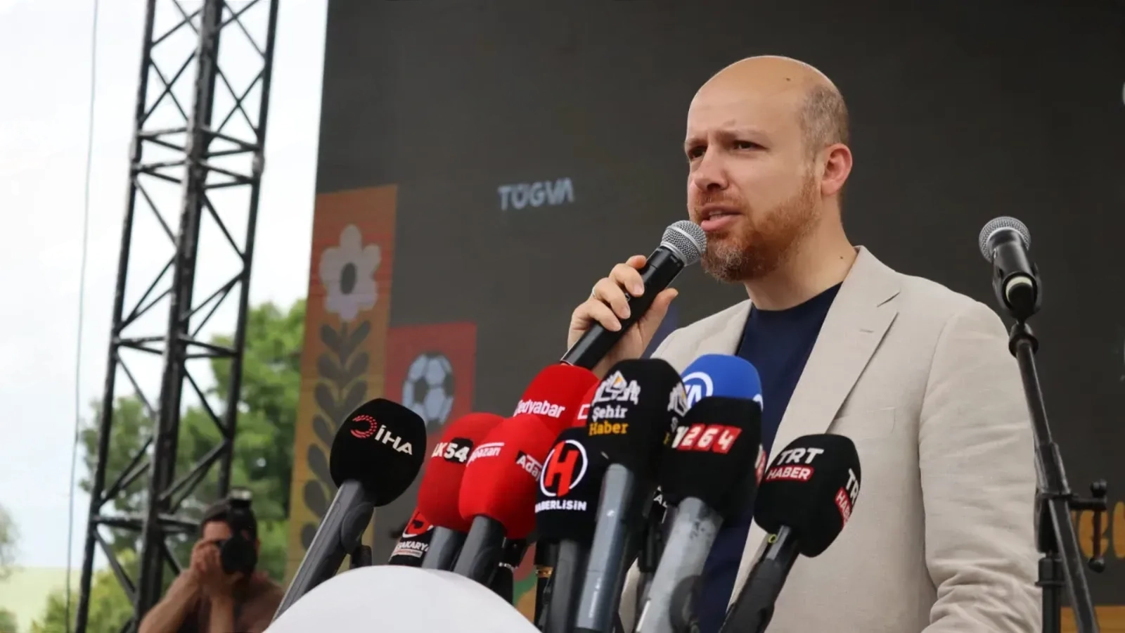 Bilal Erdoğan Sakarya’da gençlerle buluştu