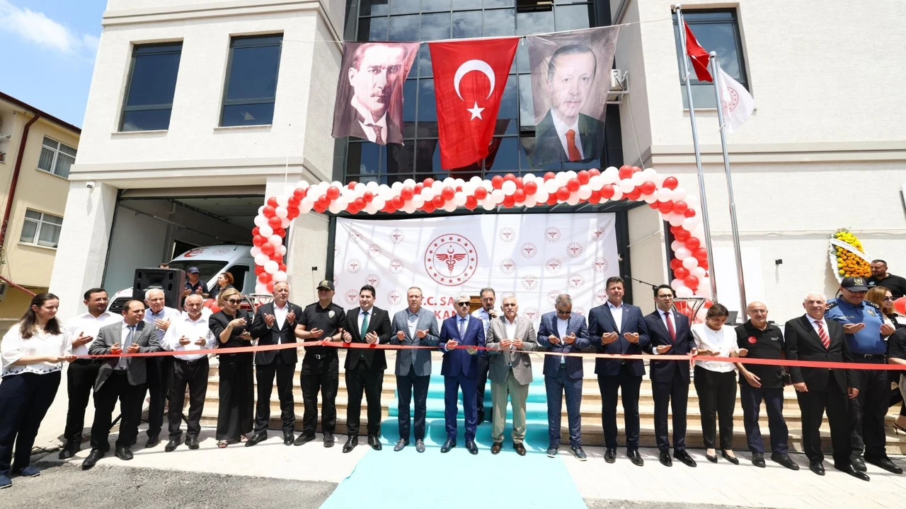 Akyazı’da Yeni Sağlık Yatırımları Hizmete Girdi