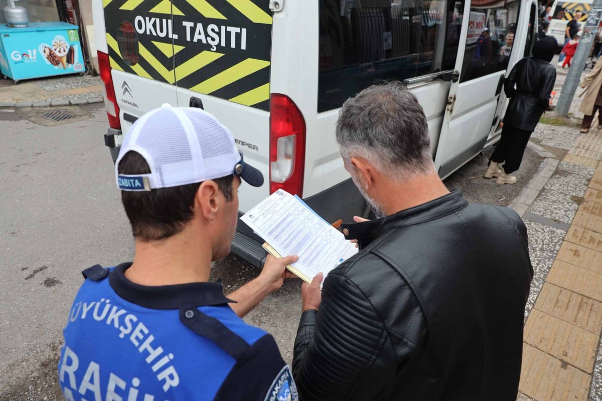 Büyükşehir zabıtasından okul servislerine sıkı denetim